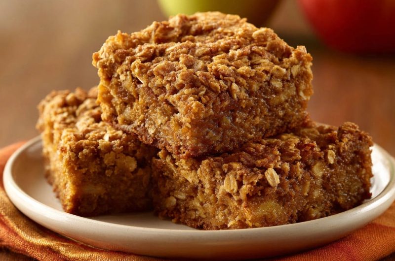 Apple Crumble Bars