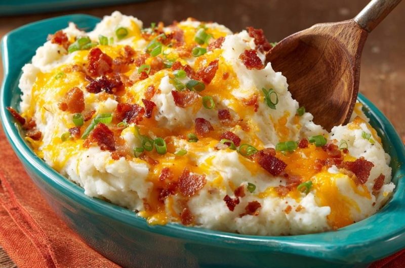 Bacon Cheddar Mashed Potatoes