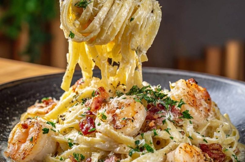 Shrimp Bacon Fettuccine Alfredo