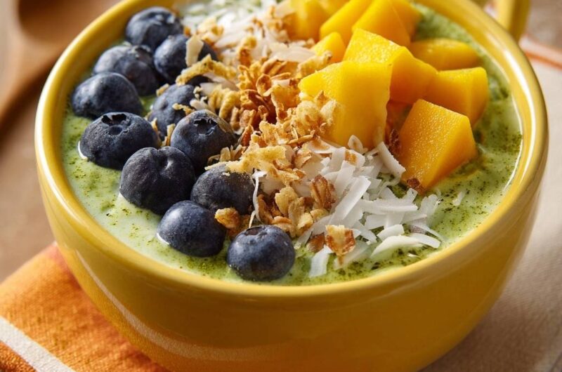 Tropical Green Smoothie Bowl